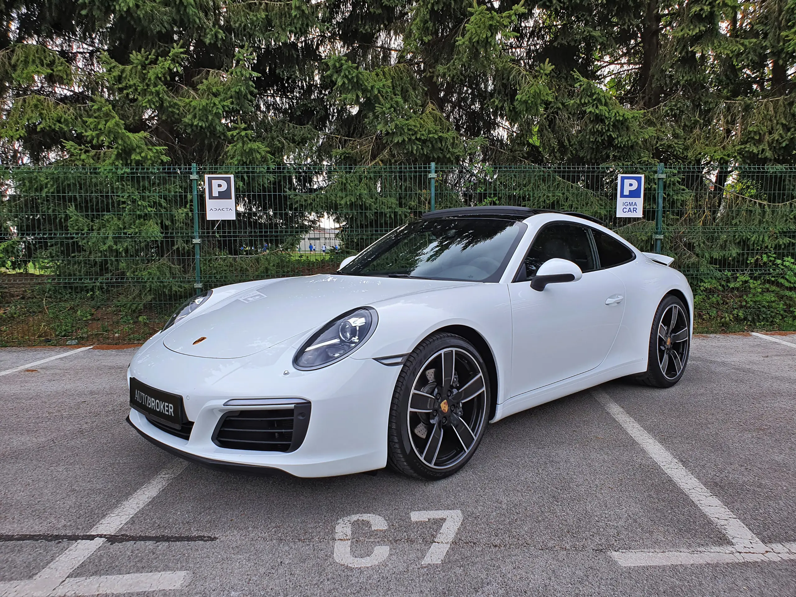 Porsche 911