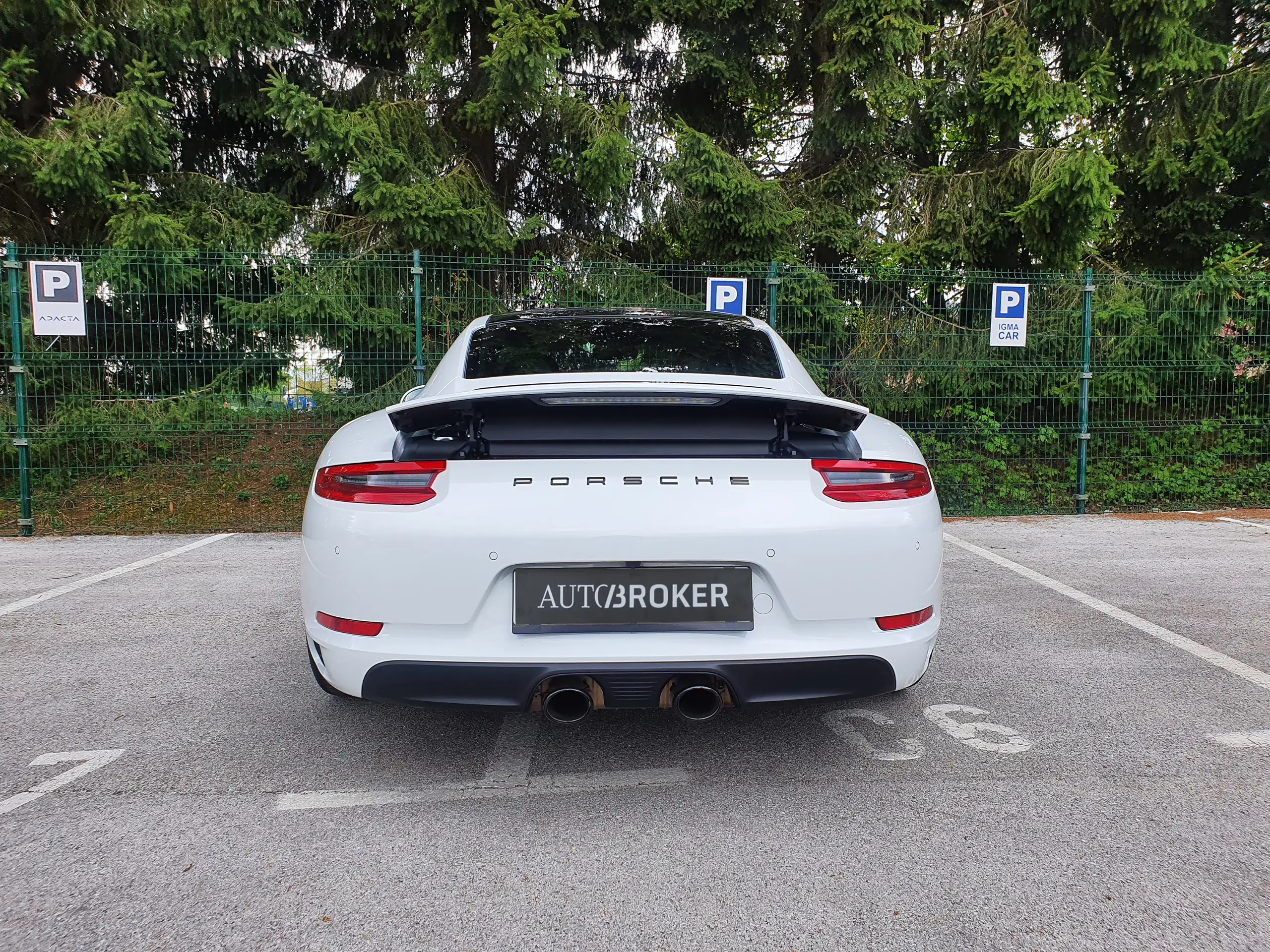 Porsche 911