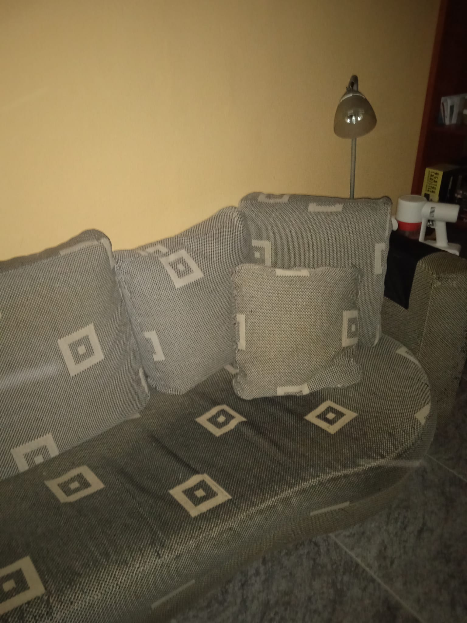 Servicio de recogida de muebles viejos y vaciado de pisos en Sant Vicenç de Montalt - ¡Trabajo de calidad!