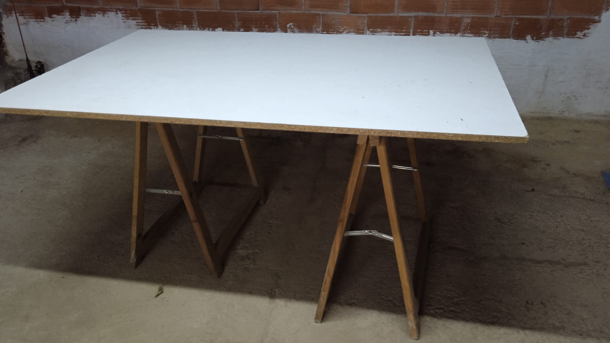Recogida y reciclaje de trastos y muebles viejos en Tordera - ¡Tu hogar libre de desorden!