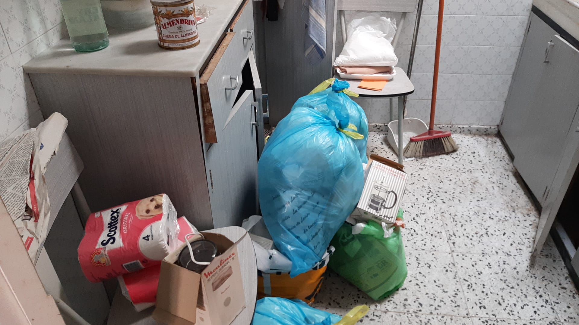 Vaciado de pisos y limpieza de enseres en Cabrils - ¡Precios ajustados a su medida!