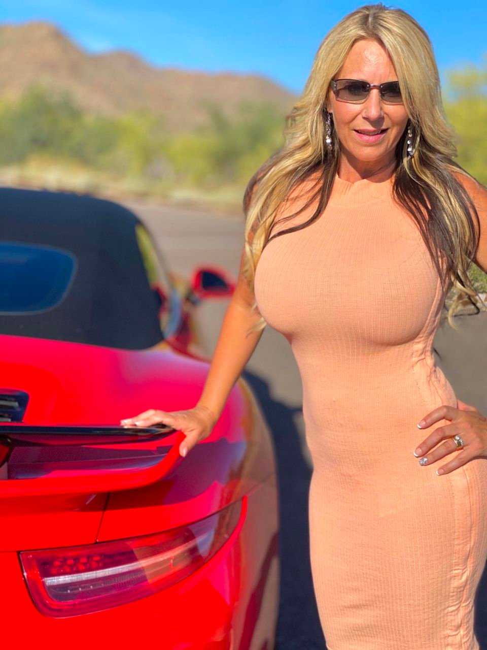 Ainslee Divine