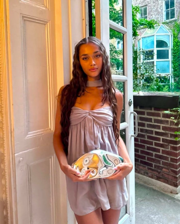 Amaya Crichton