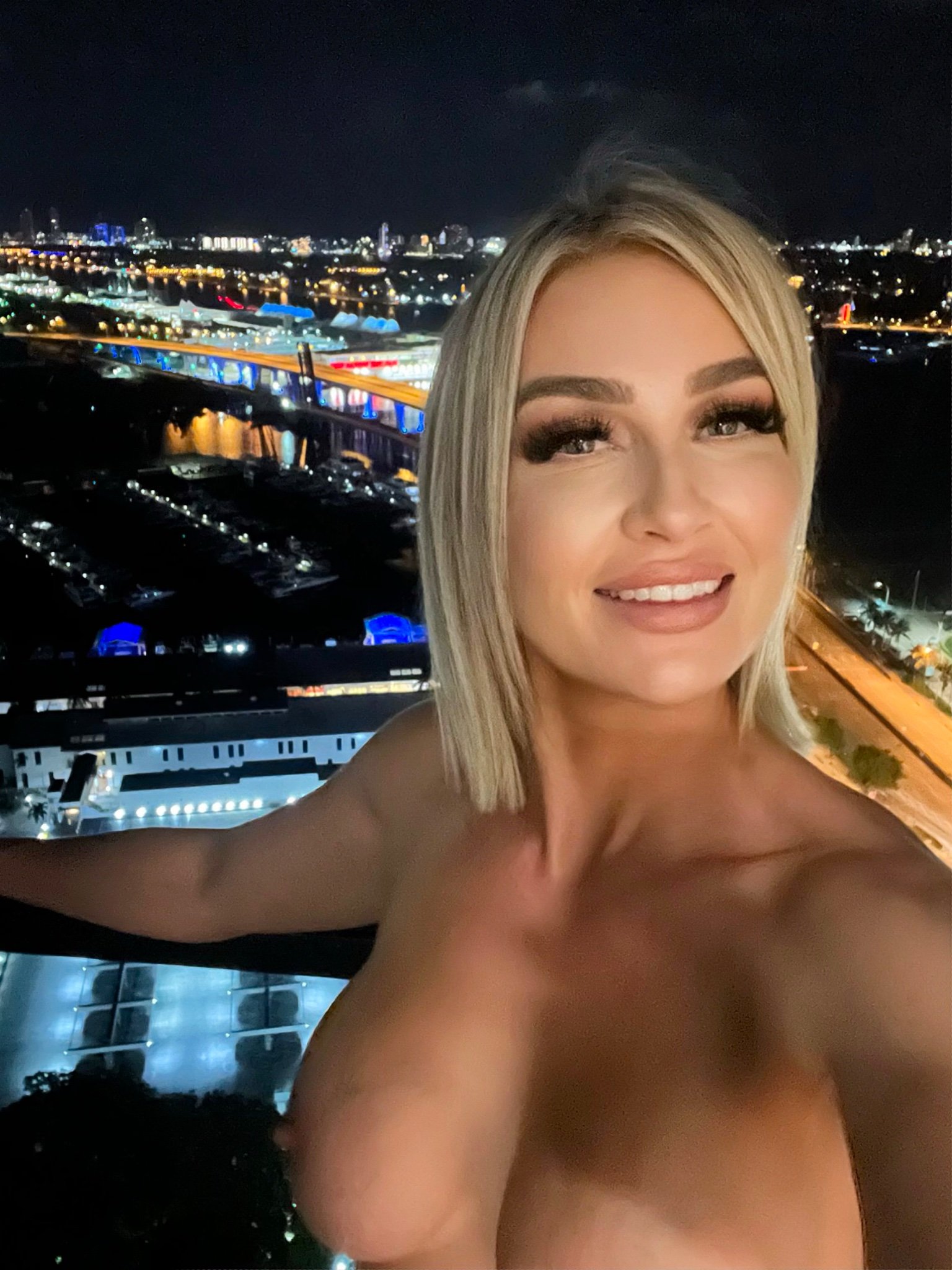 Andi Avalon