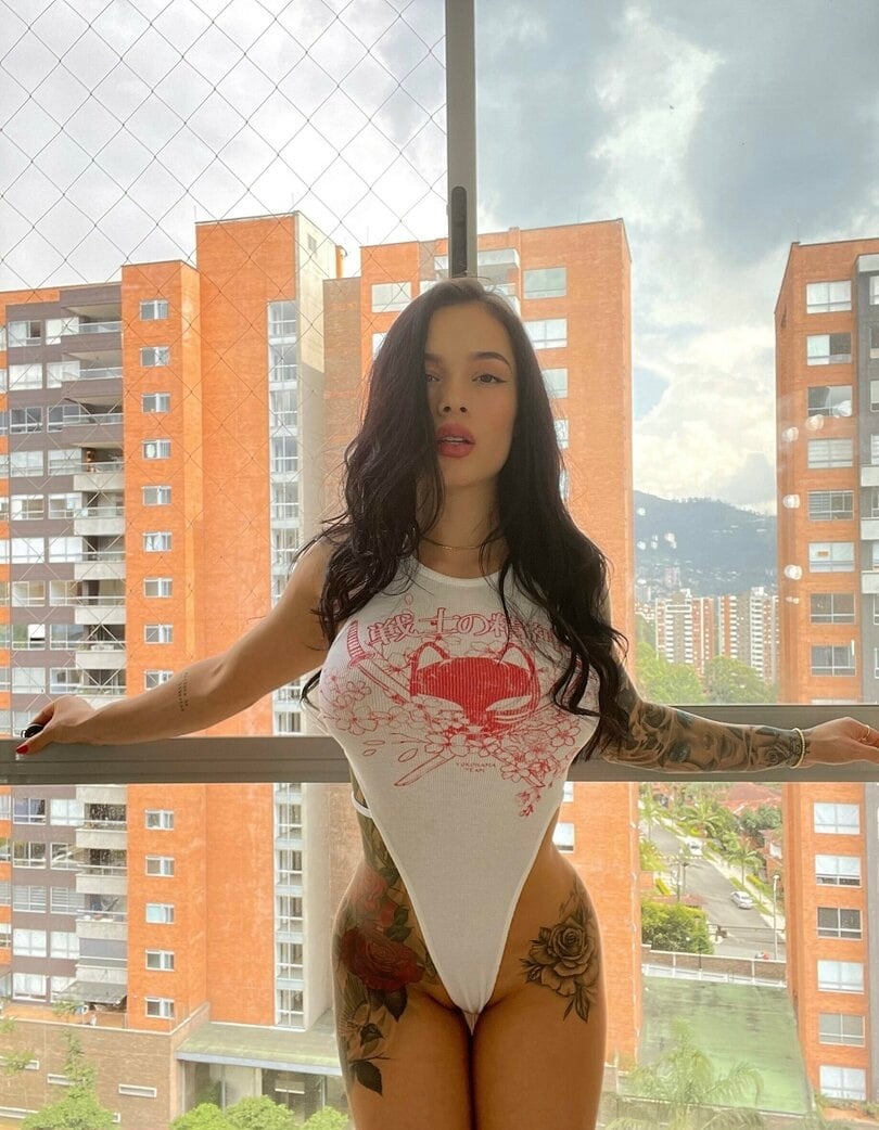 Andrea Alvarezz