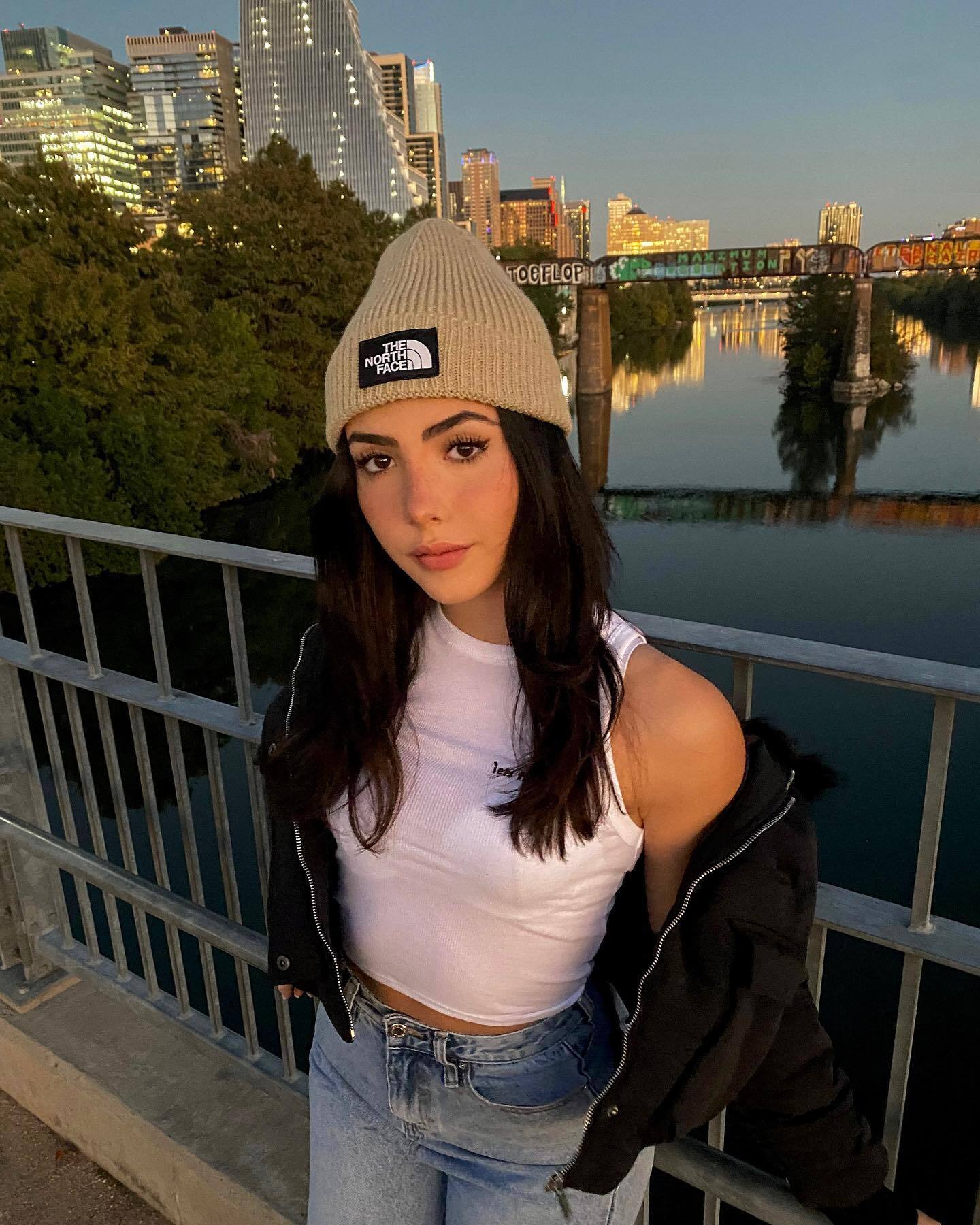Andrea Botez