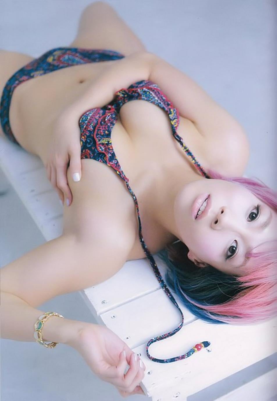 Asuka (wrestler)
