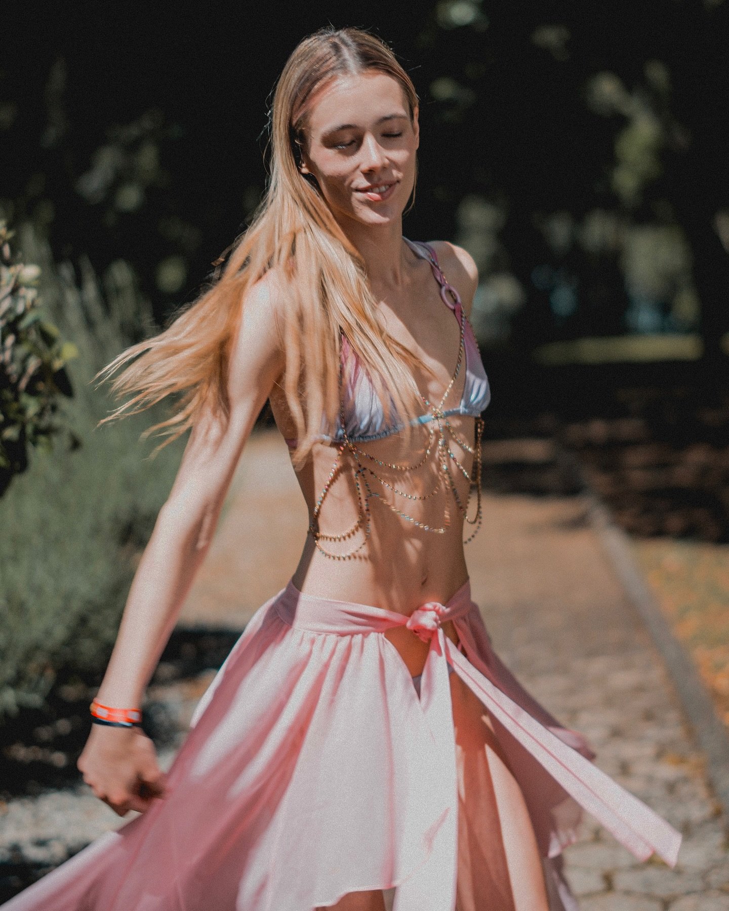 Avva Ballerina