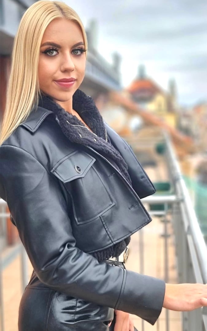 Carolyne Marian