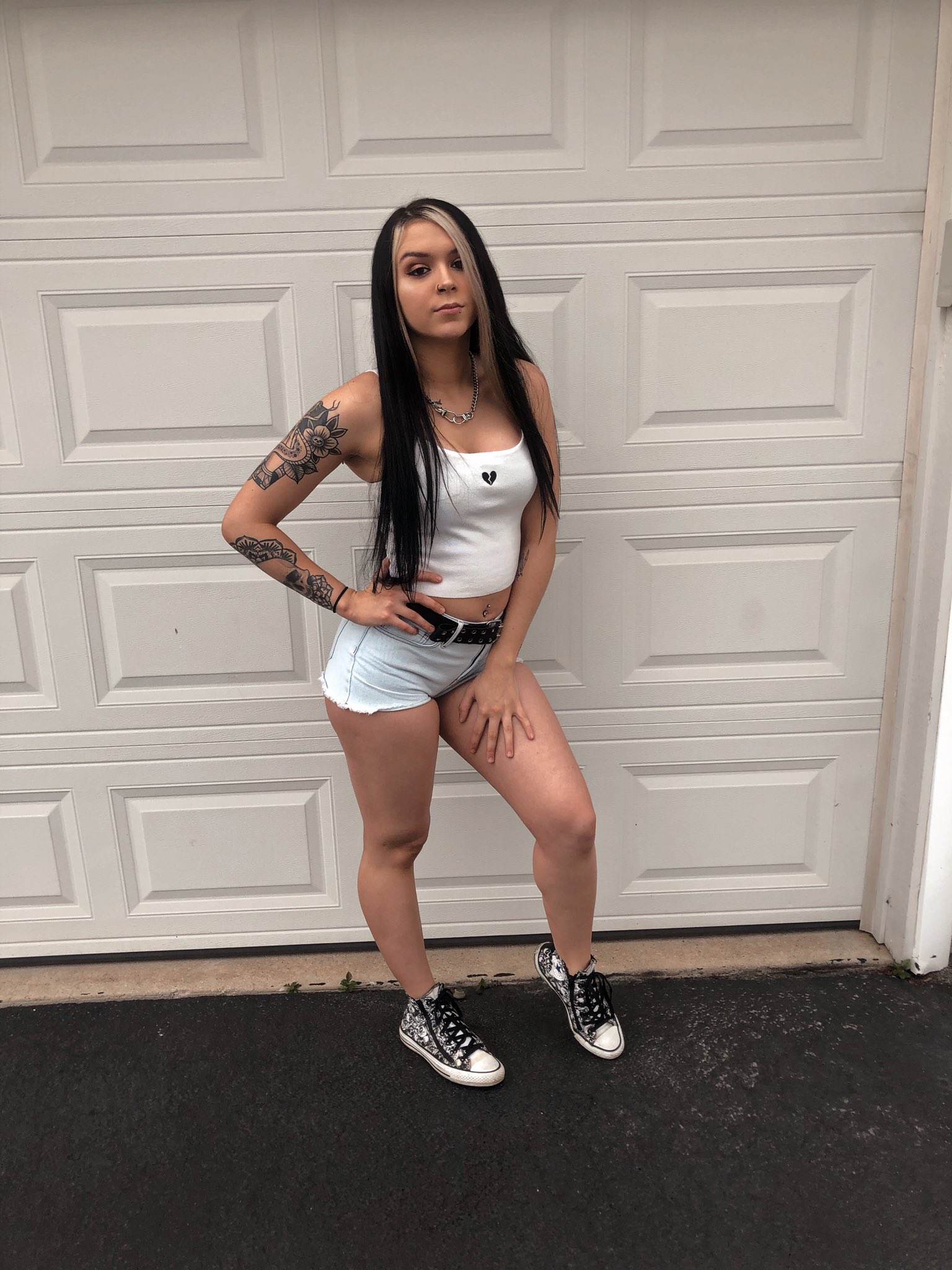 Cora Jade