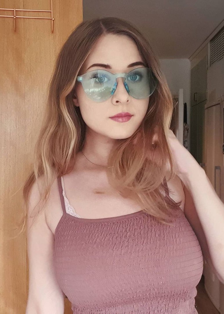 Elina (Twitch)