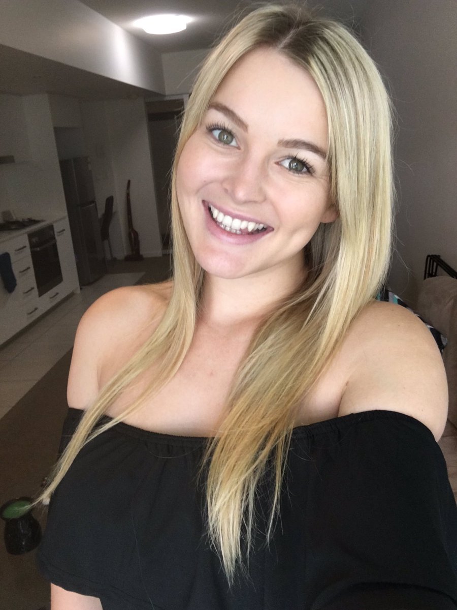 Elle Knox