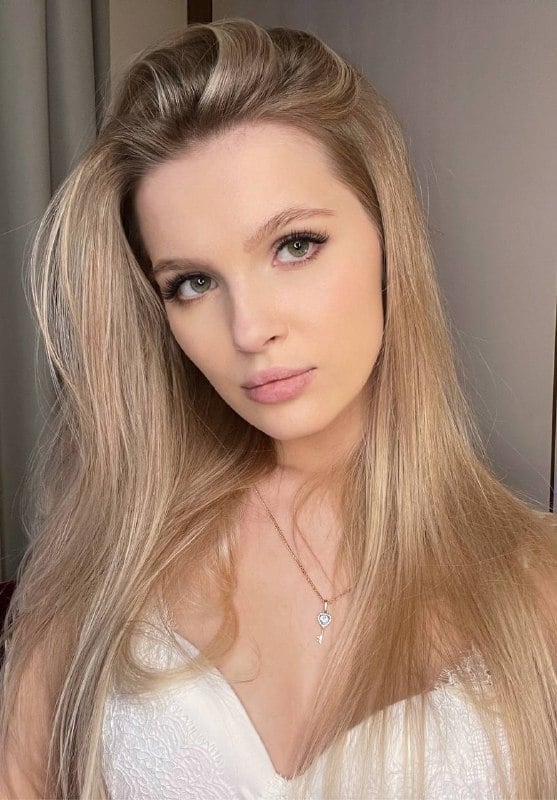 Ellie Moore