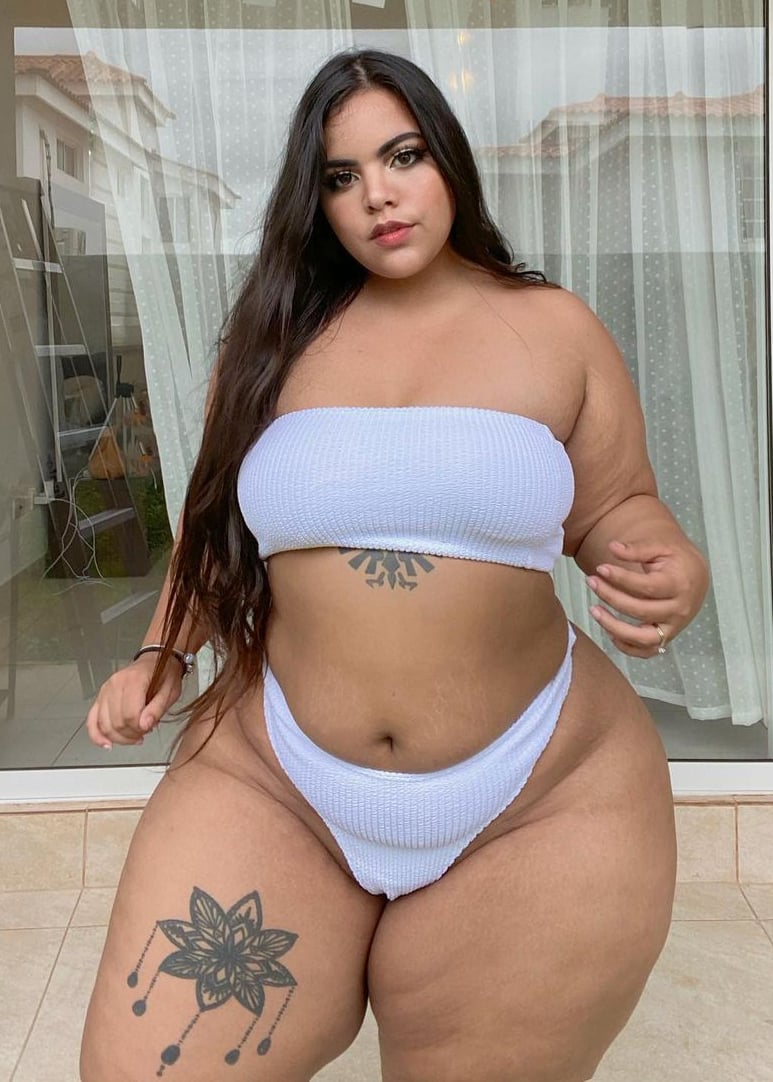 Gracie Bon