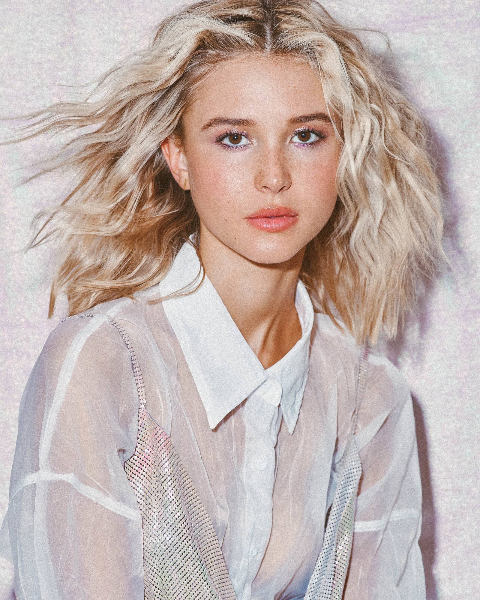 Isabel May