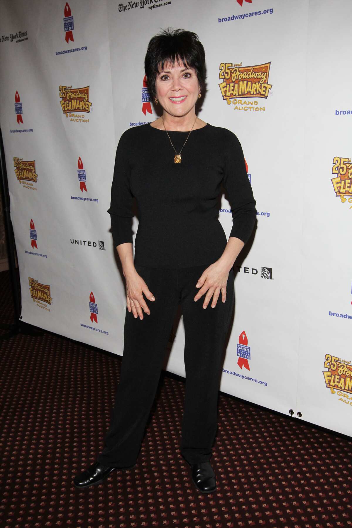 Joyce Dewitt