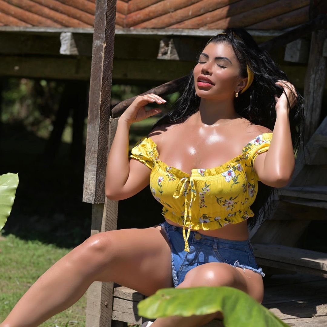 Korina Kanela