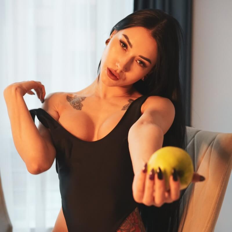 Mila Denver