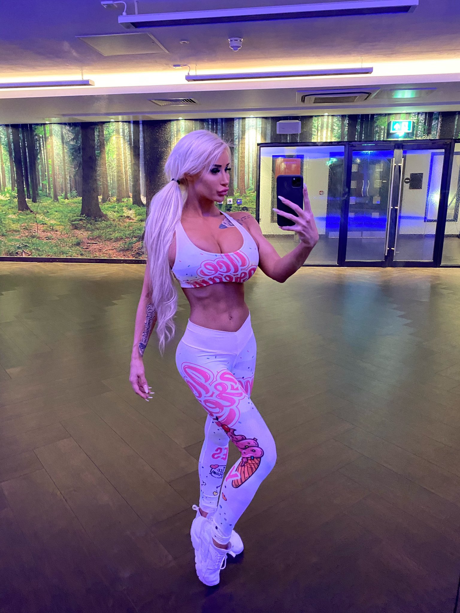 Paulina J. Candy