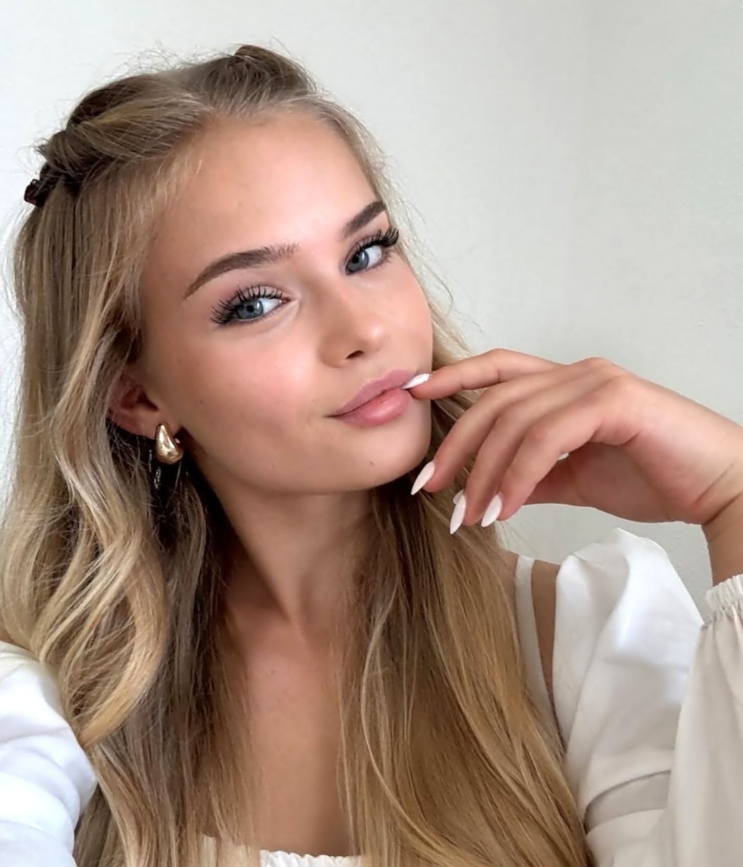 Veronika Miller