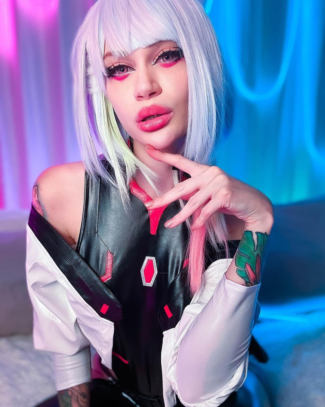 Virtual Lady