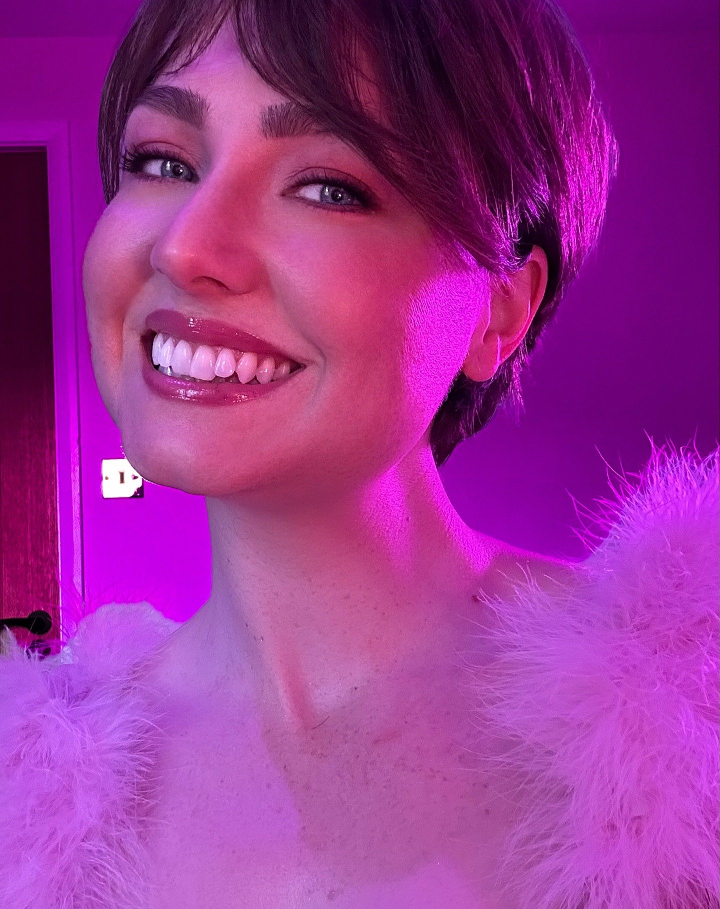 WhisperAudios ASMR