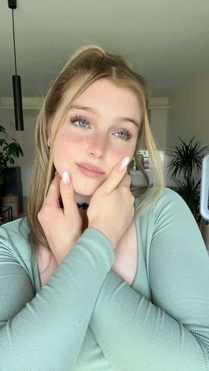 Zoe Lovee