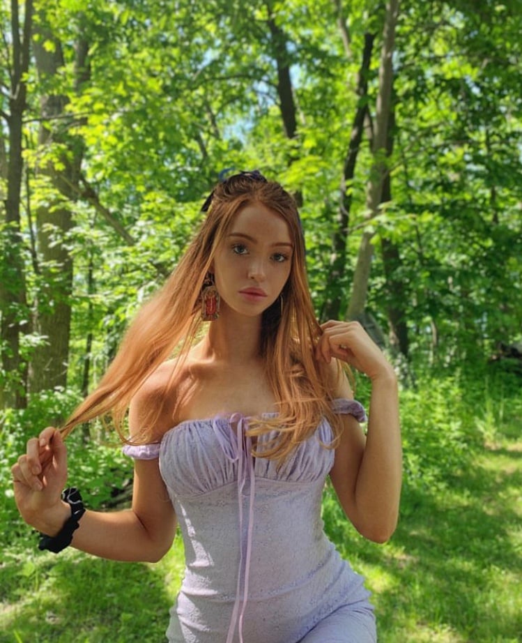 Zoey Luna