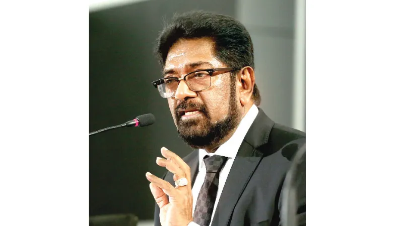 අවුරුදු 18න් ඉහළ සැමටම කොවිඩ් එන්නත දෙනවා