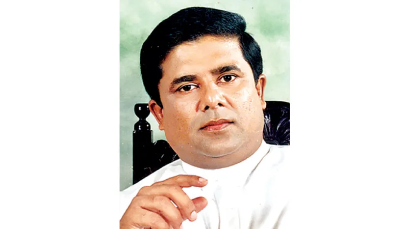 රනිල් හමුදාපති, ත්රිවිධ හමුදාව විවේචනය කළේ නැහැ