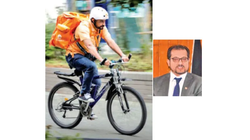 ඇෆ්ගන් හිටපු ඇමැති ජර්මනියේ පීට්සා බෙදයි