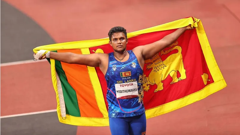 සමිත දුලාන්ගෙන් ලෝකඩ පදක්කමක්