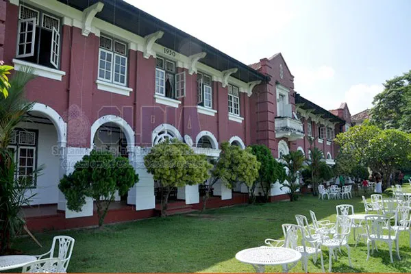 ශ්රී ලංකා පොලිස් පරීක්ෂක නිවස්න පරිපාලනයේ ලොකු අවුලක්