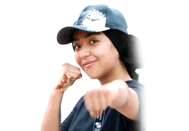 ඇෆ්ගන් බොක්සිං ශූරිය රටින් පලා යයි