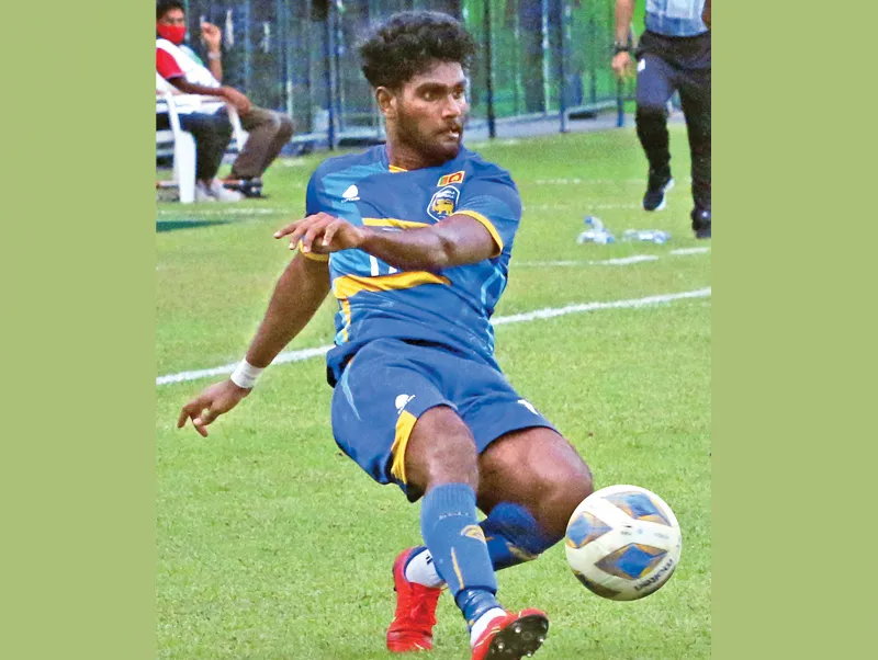 සුපන්ගේ හිසේ තුවාලයට මැහුම් 5ක්