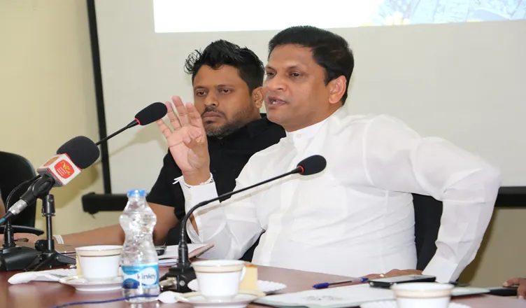 දරුවන්ට අධ්යාපනය ලබාදෙමින් තම ඉල්ලීම් දිනාගන්න - රාජ්ය ඇමති නිමල් ලාන්සා
