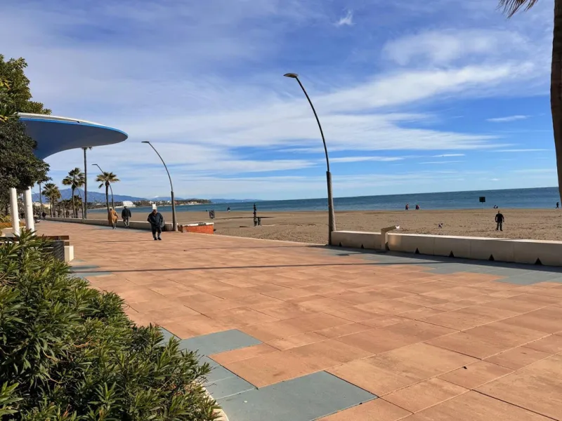 BEACHFRONT OPPORTUNITY WITH SEA VIEWS IN ESTEPONA