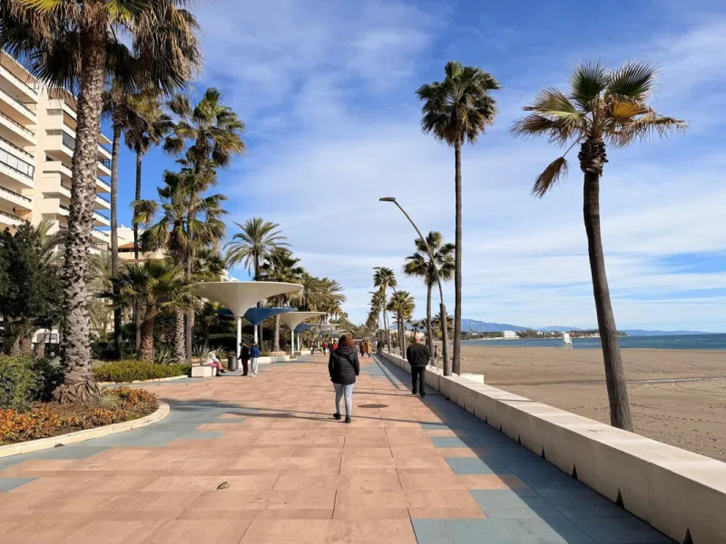 BEACHFRONT OPPORTUNITY WITH SEA VIEWS IN ESTEPONA