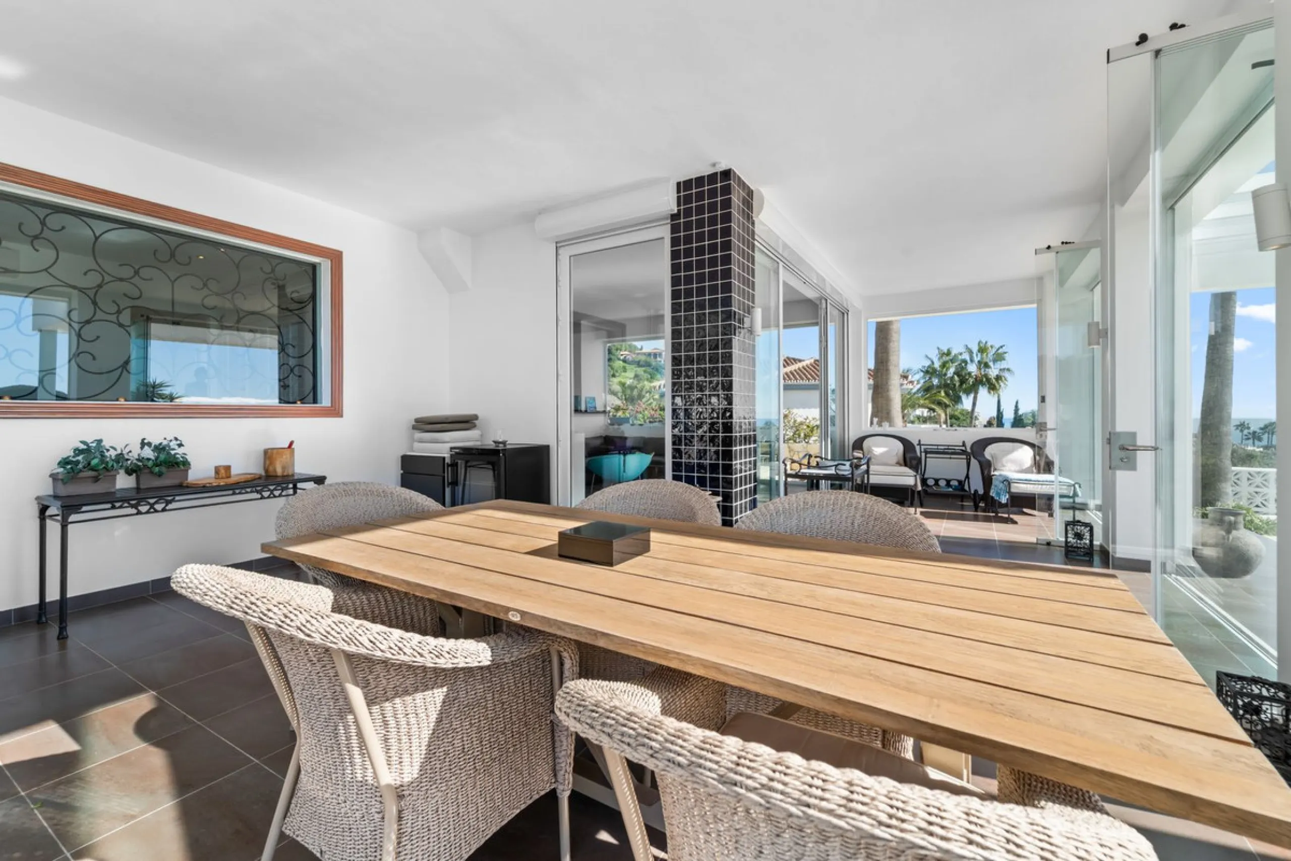 **Luxury Villa with Panoramic Sea Views in La Capellania**