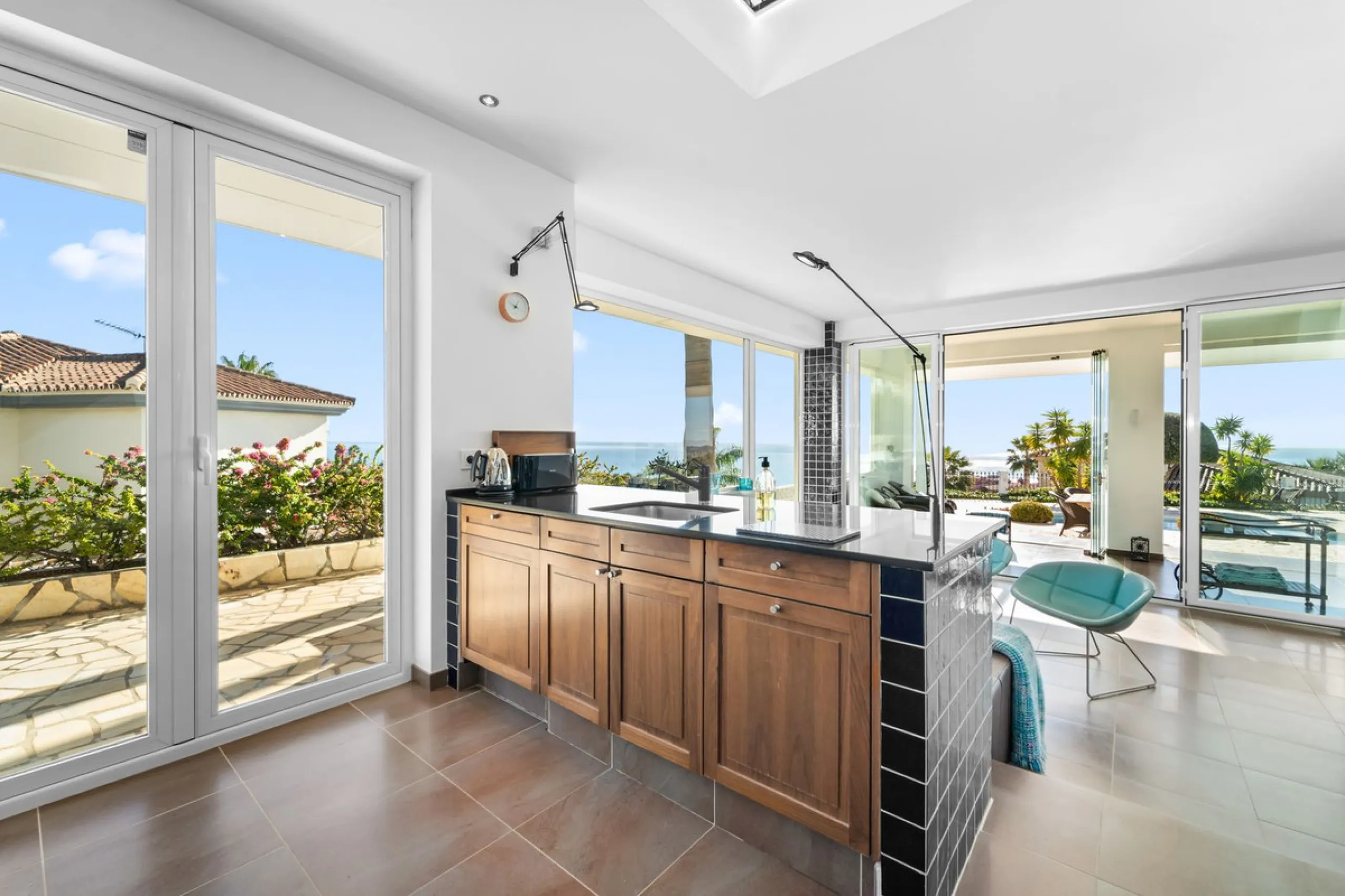 **Luxury Villa with Panoramic Sea Views in La Capellania**