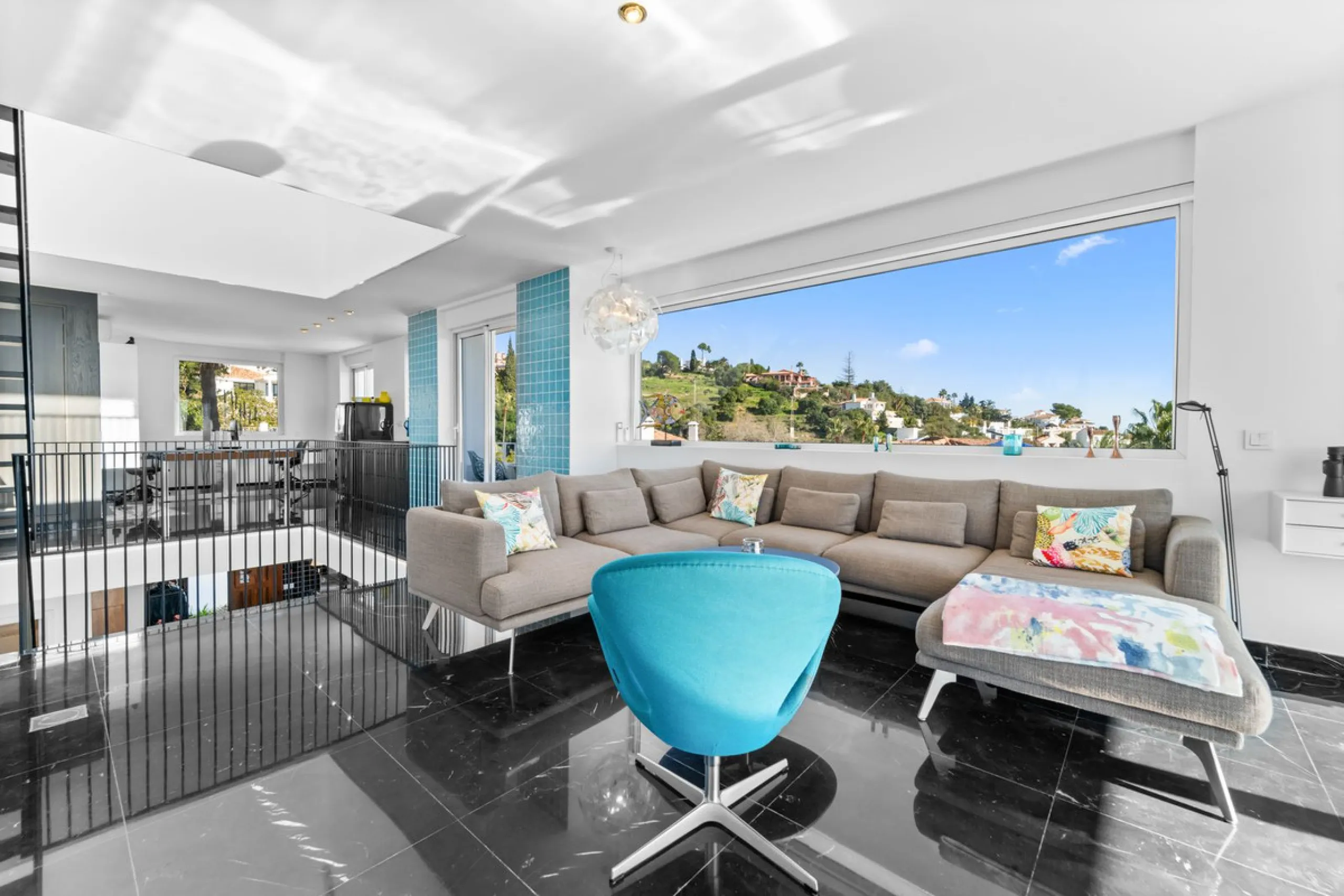 **Luxury Villa with Panoramic Sea Views in La Capellania**