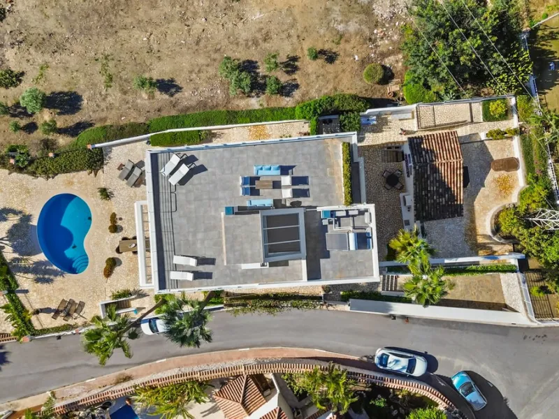 **Luxury Villa with Panoramic Sea Views in La Capellania**