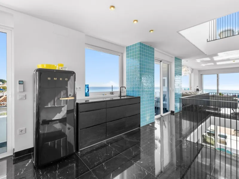 **Luxury Villa with Panoramic Sea Views in La Capellania**