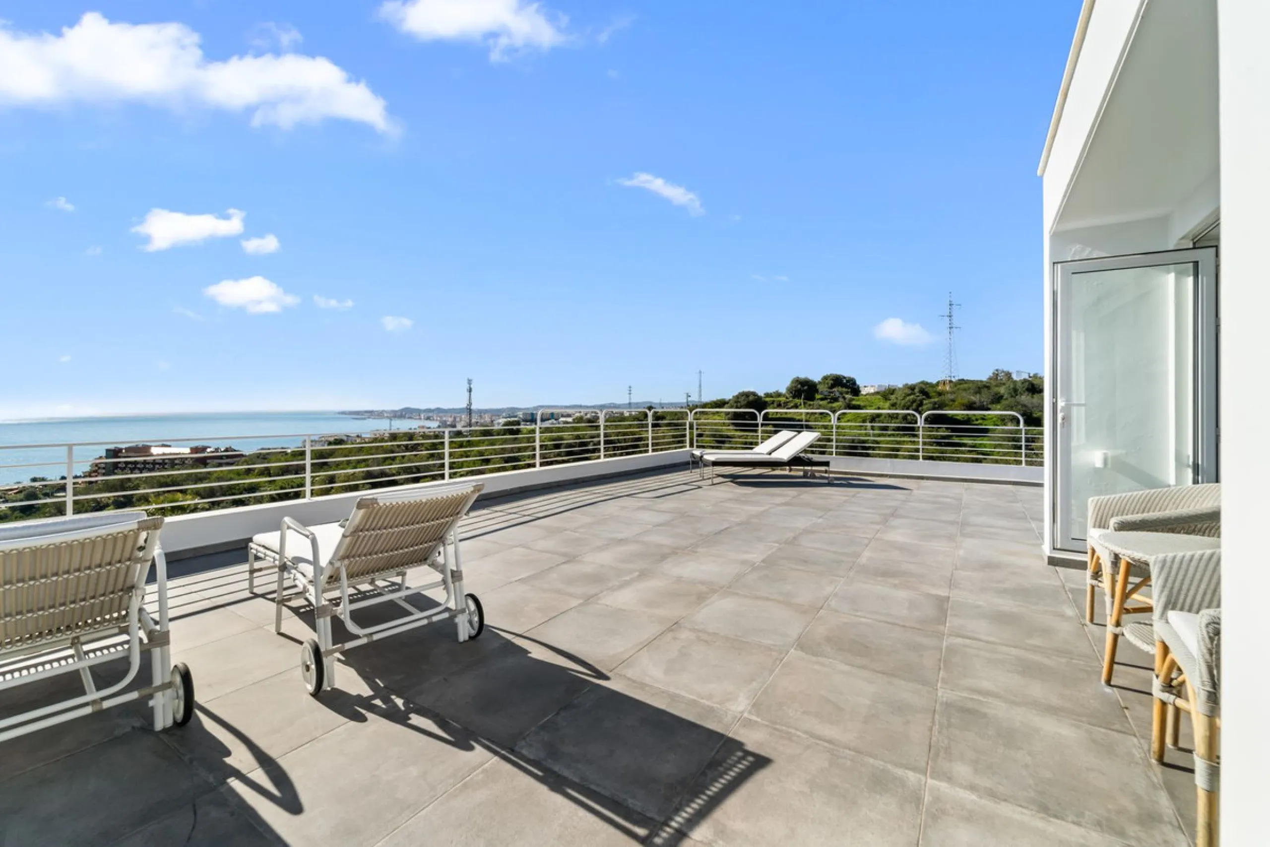 **Luxury Villa with Panoramic Sea Views in La Capellania**