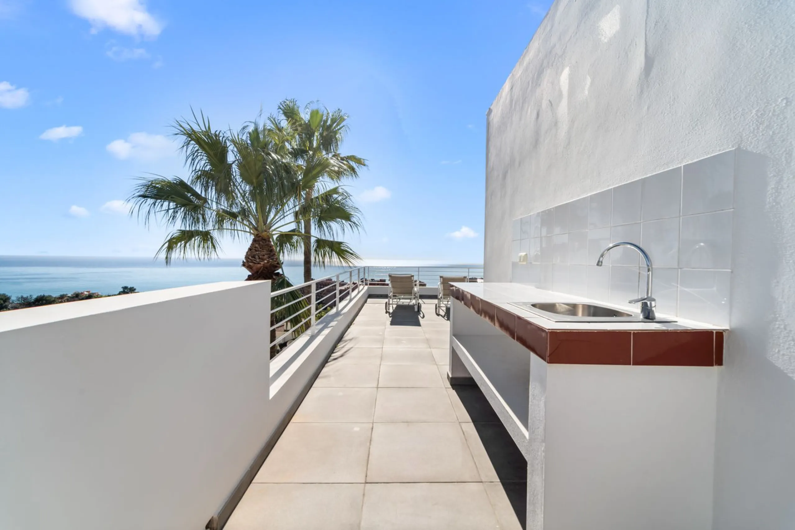 **Luxury Villa with Panoramic Sea Views in La Capellania**