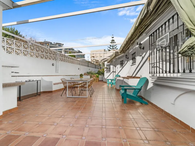 Charming detached villa located in the exclusive and highly sought-after Sohail area of Fuengirola!!