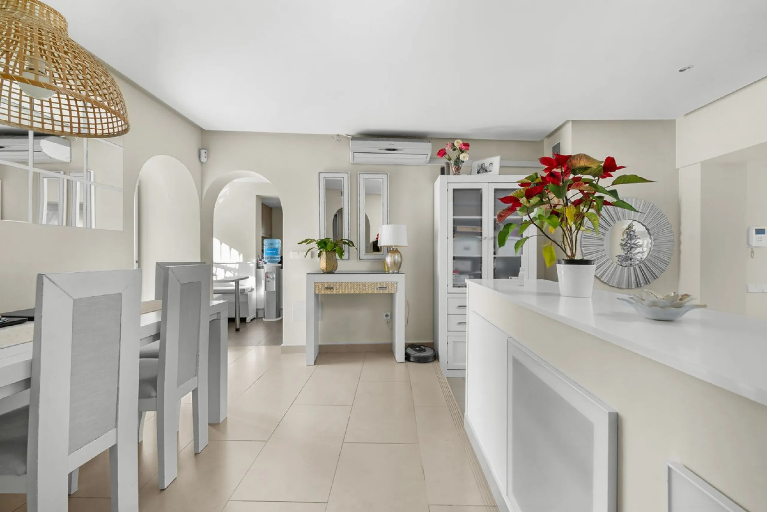 Charming detached villa located in the exclusive and highly sought-after Sohail area of Fuengirola!!