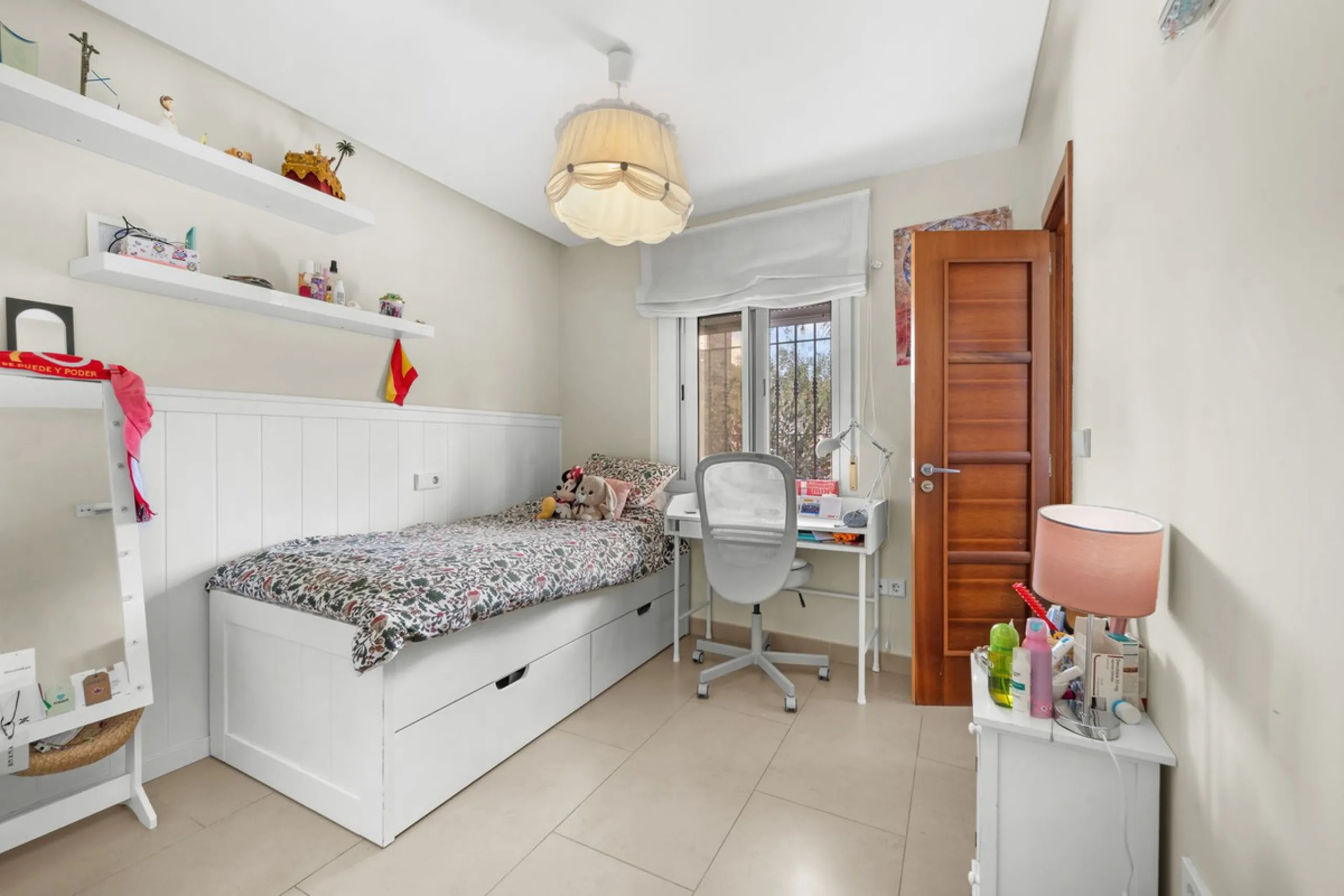Charming detached villa located in the exclusive and highly sought-after Sohail area of Fuengirola!!