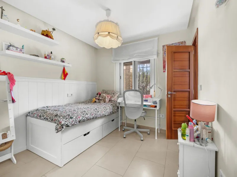 Charming detached villa located in the exclusive and highly sought-after Sohail area of Fuengirola!!