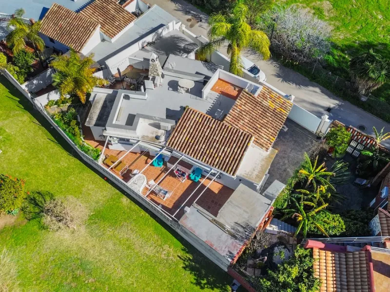 Charming detached villa located in the exclusive and highly sought-after Sohail area of Fuengirola!!